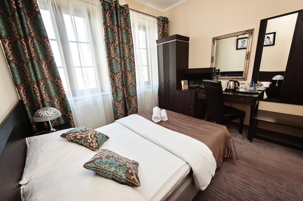 Hotel Willa Adriana Плоцк Номер фото